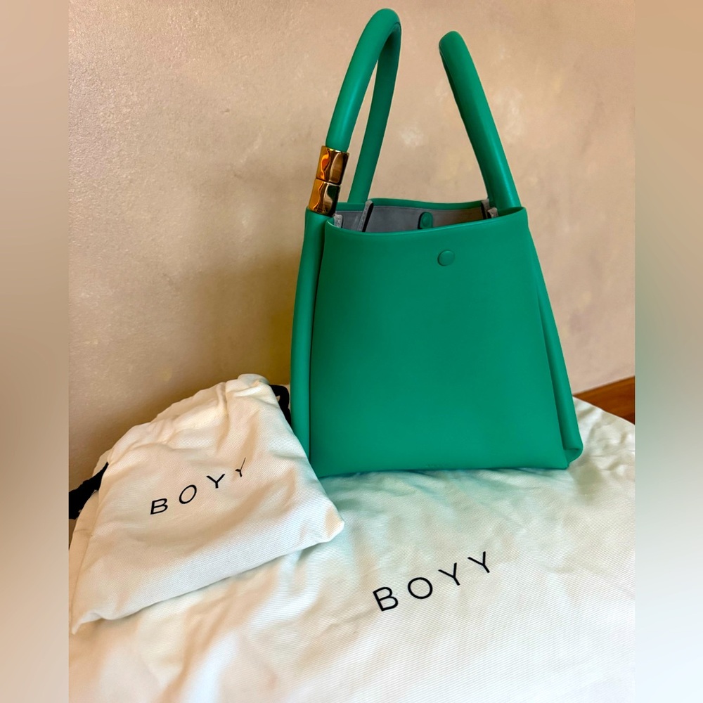 Boyy Lotus 20 bag in Kelly green color :)